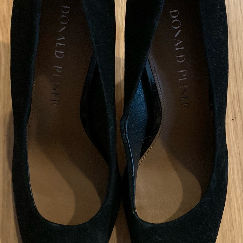 Donald J. Pliner Women's Black Suede Heels